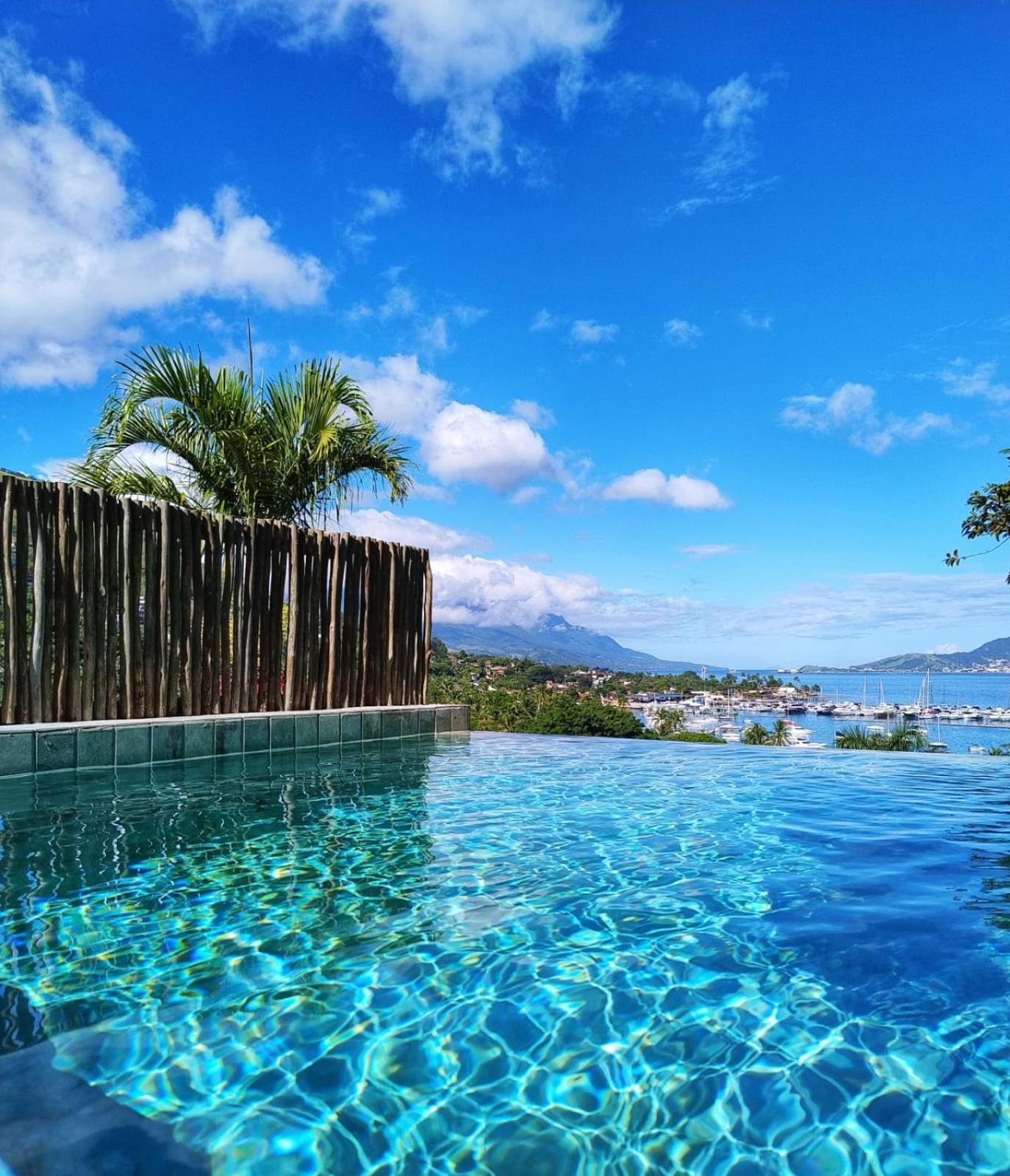 Bambu Ilhabela, Santa Tereza Hotel *